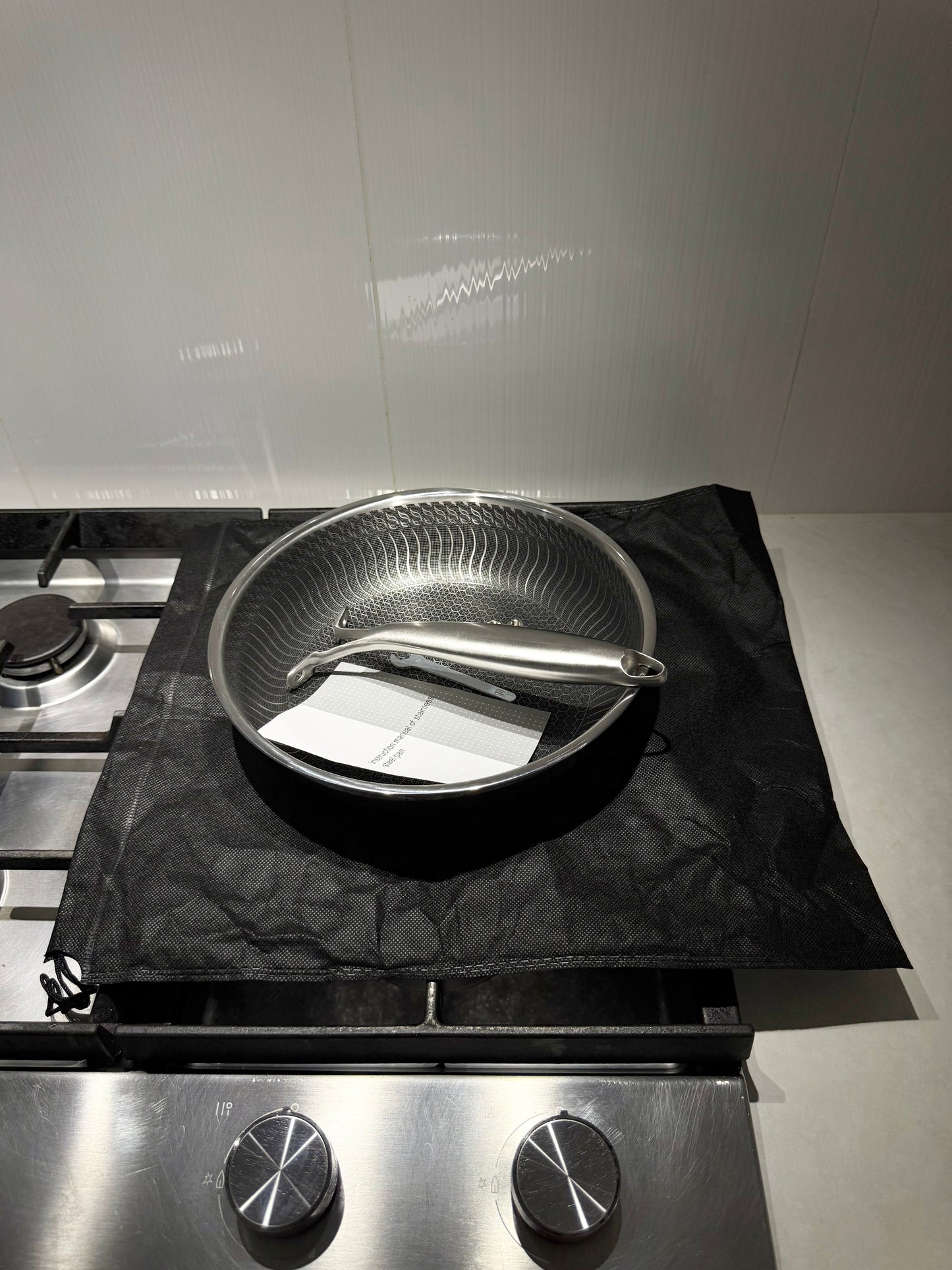 HoneyCore™ Stainless Steel (Non-Stick Technology)